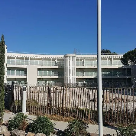 Studio Calvi 100m De La Plage + Parking דירה קאלבי